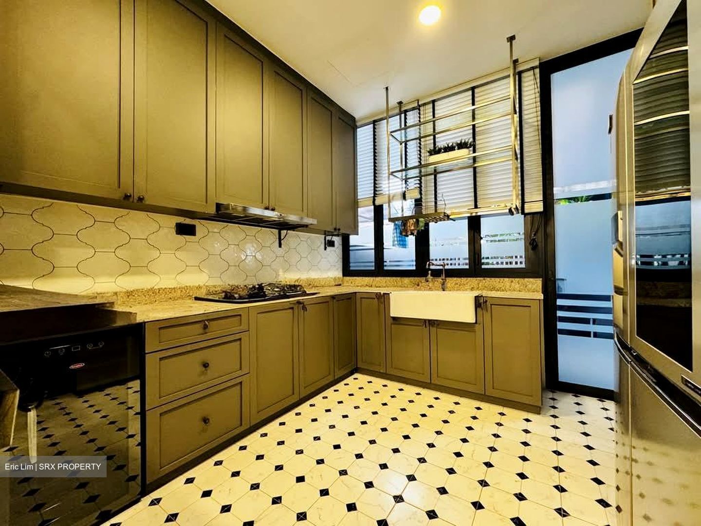 Alana (D28), Terrace #573135461
